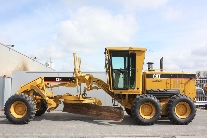 greder-caterpillar-12h-second-hand3 de vanzare