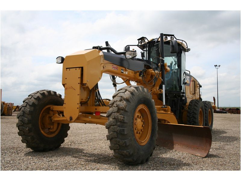 Gredere Caterpillar 12M Romania